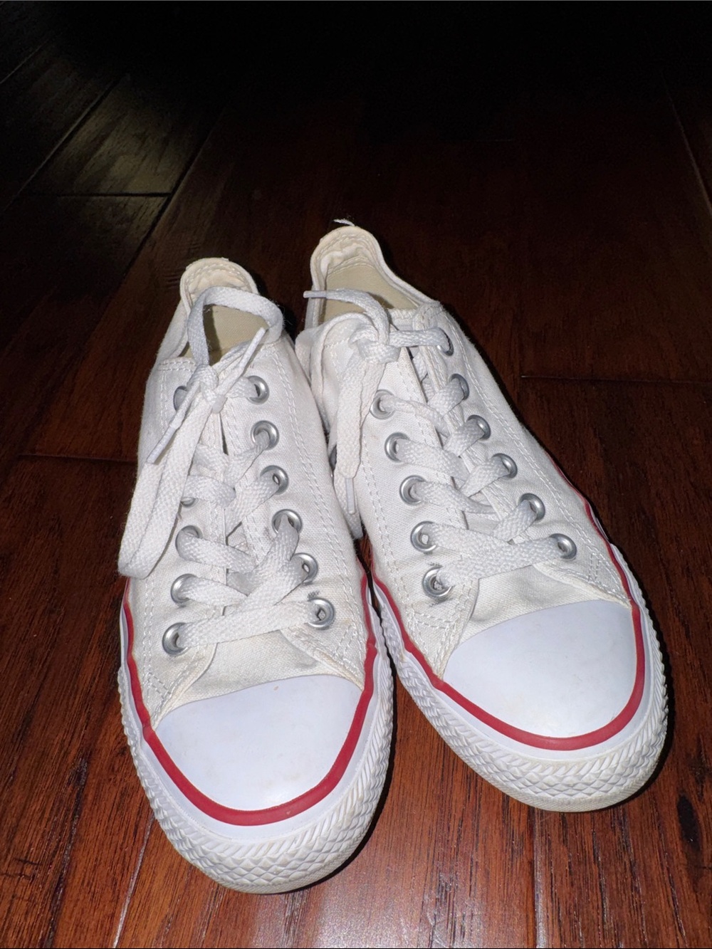 Low-Top White Canvas Sneakers with Red Trim